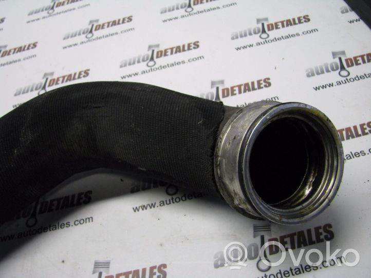 Mercedes-Benz A W169 Tube d'admission de tuyau de refroidisseur intermédiaire A1695280682