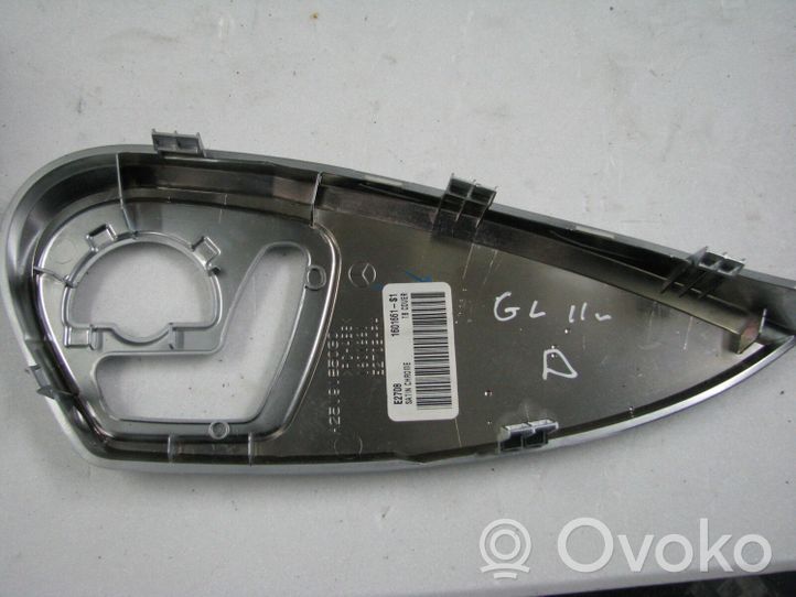 Mercedes-Benz GL X164 Cornice di rivestimento della regolazione del sedile della portiera anteriore A2519185030