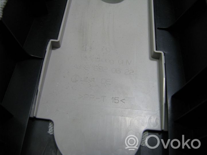 Mercedes-Benz A W169 Rivestimento montante (B) (superiore) A1696920622