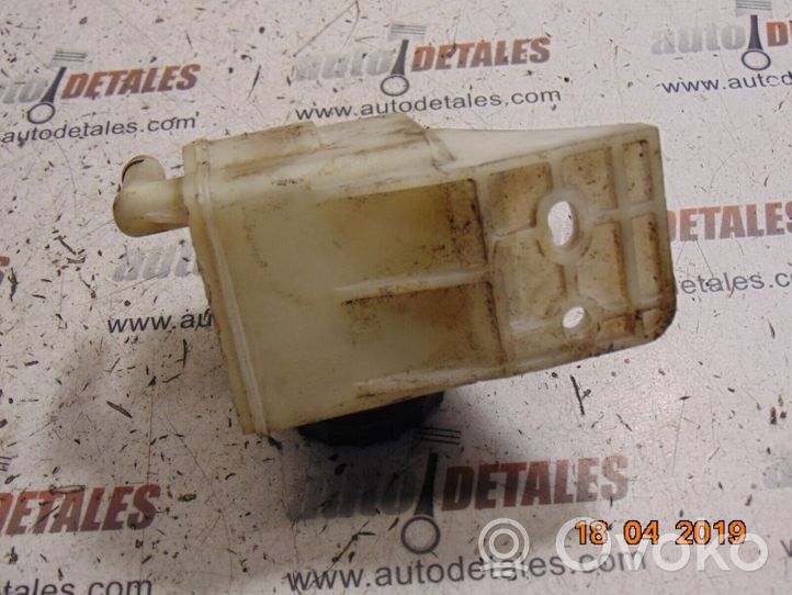 Mercedes-Benz A W168 Réservoir de liquide de frein A1682500023