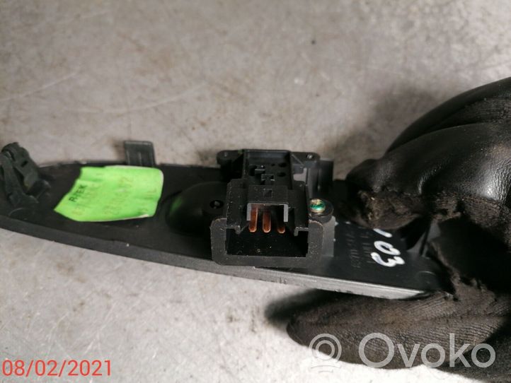 Honda CR-V Electric window control switch 83711SCAG010M1