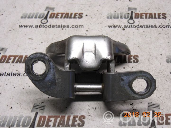 Toyota Prius (XW20) Rear door upper hinge 