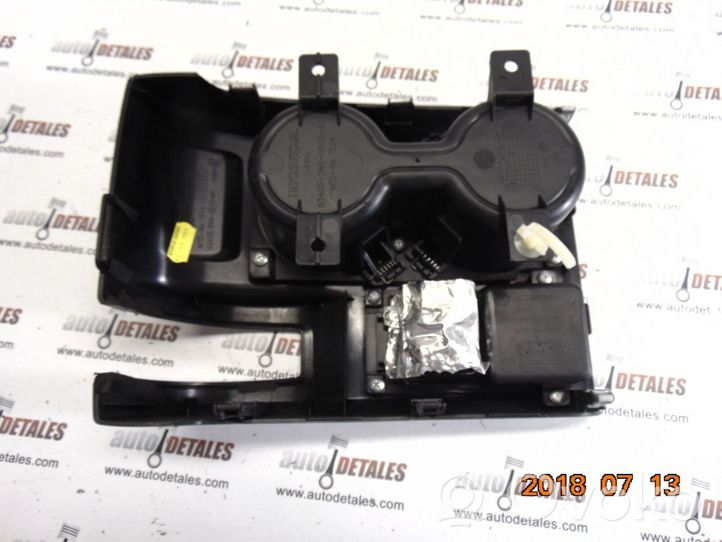 Honda CR-V Portavasos delantero 83400SWAU01021