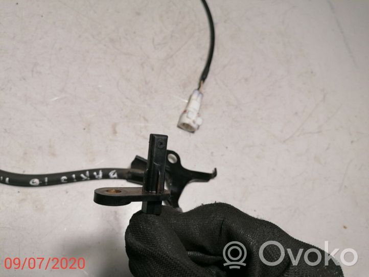 Toyota Yaris Czujnik prędkości obrotowej koła ABS 895420D050