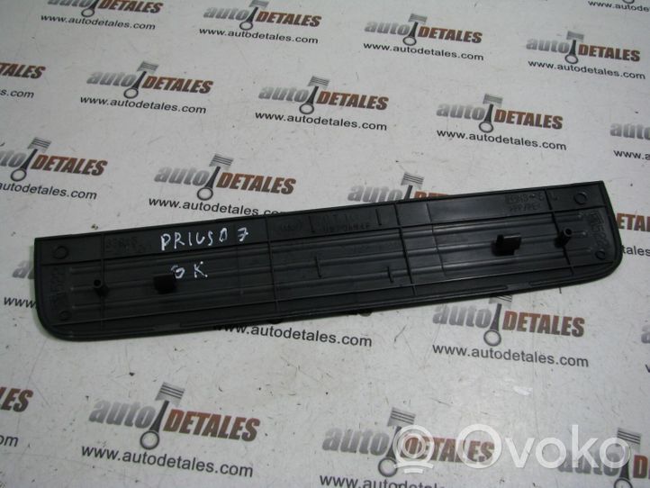 Toyota Prius (XW20) Garniture de marche-pieds arrière 6791547020