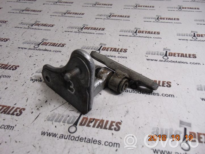 Mercedes-Benz S W220 Front door upper hinge 