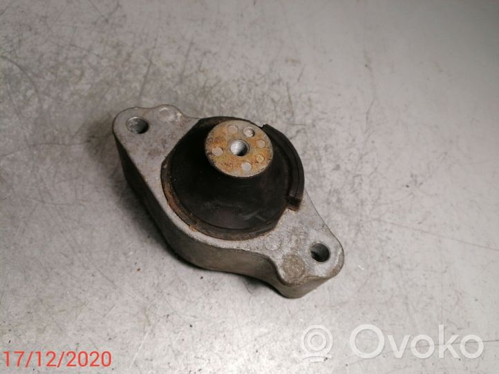 Toyota Prius (XW20) Supporto di montaggio del motore RT562401