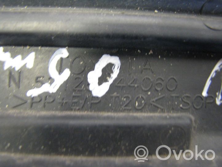 Toyota Avensis Verso Etupuskurin alempi jäähdytinsäleikkö 5212844060