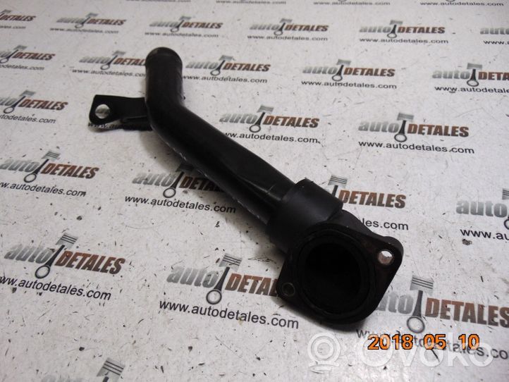 Nissan Primera Durite de refroidissement tube 