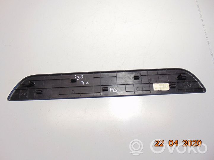 Hyundai i30 Copertura del rivestimento del sottoporta anteriore 85883A6000