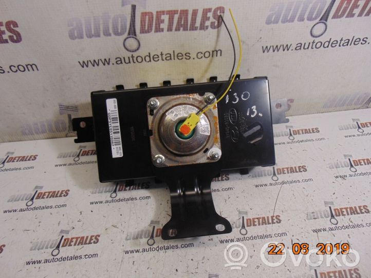 Hyundai i30 Airbag del pasajero 84530-A6000