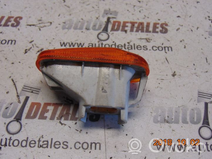 Honda CR-V Front fender indicator light 6R016528