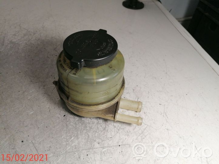 Toyota Camry Pompe de direction assistée 443620A185