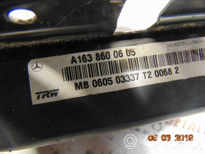 Mercedes-Benz ML W163 Poduszka powietrzna Airbag drzwi przednich A1638600605