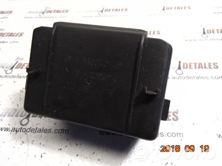 Mercedes-Benz E W210 Boîte à gants de rangement pour console centrale A2106830475