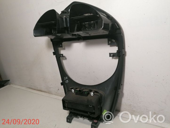 Citroen C5 Cadre, panneau d'unité radio / GPS 9632608577