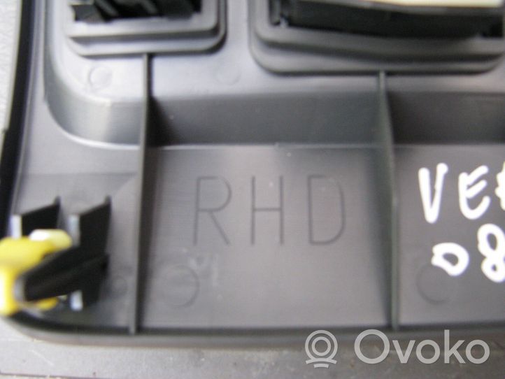 Toyota Corolla Verso AR10 Przycisk zapłonu Start / Stop 554470F010