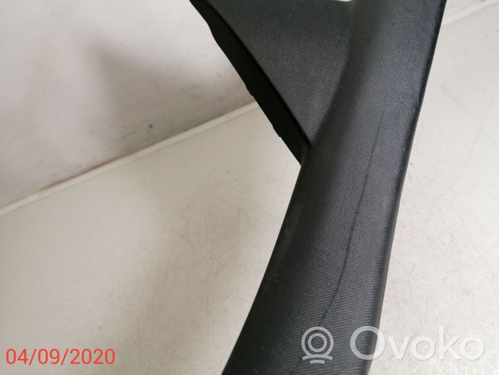 Toyota Avensis T270 Garniture de marche-pieds arrière 67917-05060