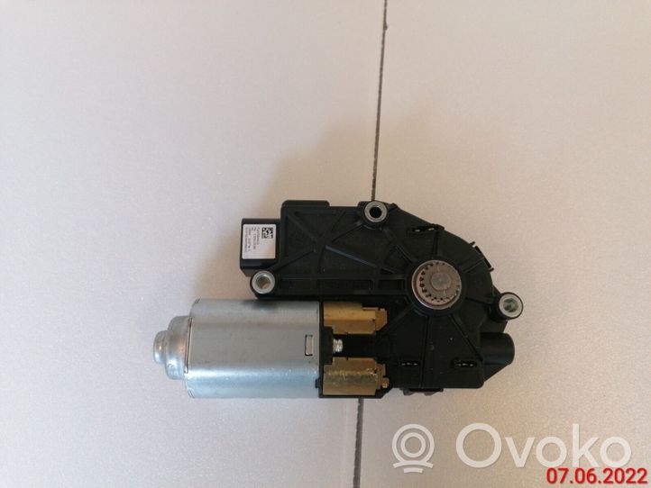 Mercedes-Benz GLE (W166 - C292) Motore/attuatore a1669069600