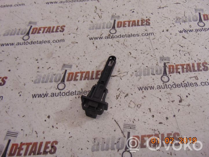 Mercedes-Benz A W169 Sensore temperatura interna A1718300272