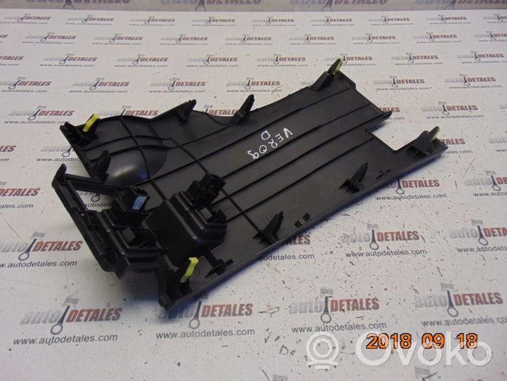 Toyota Verso Garniture panneau inférieur de tableau de bord 555450F040