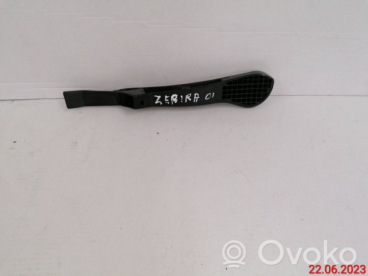 Opel Zafira A Rear seat side bottom trim 90503957