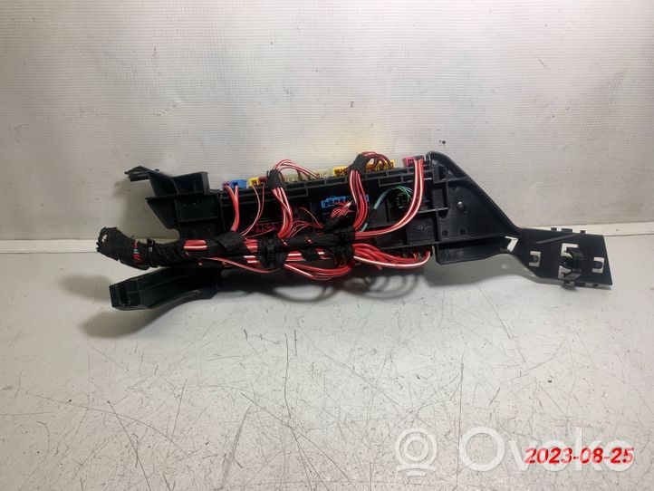 Mercedes-Benz GL X166 Module de fusibles A1665402350