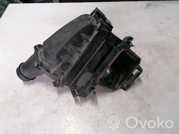 Mercedes-Benz B W246 W242 Boîtier de filtre à air A2700900601