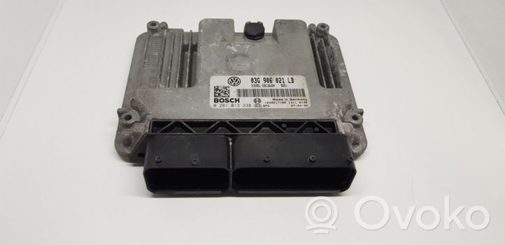 Skoda Octavia Mk2 (1Z) Calculateur moteur ECU 03G906021LB