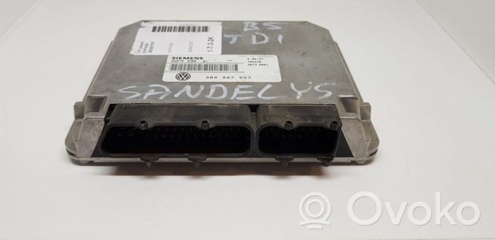 Volkswagen PASSAT B5.5 Sterownik / Moduł ECU 3B0907557