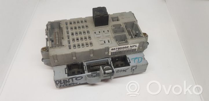 Fiat Punto (188) Module de fusibles 46795988