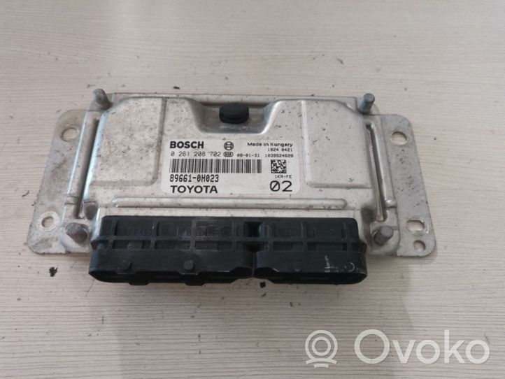 Toyota Aygo AB10 Sterownik / Moduł ECU 0261208702