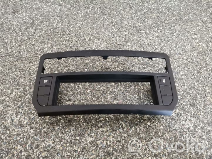 Citroen C5 Klimato kontrolės/ pečiuko kontrolės apdaila 9682459677