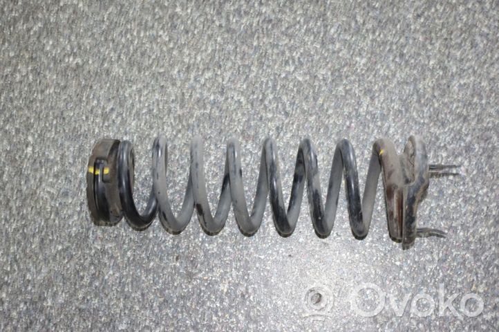 Hyundai i40 Rear coil spring 