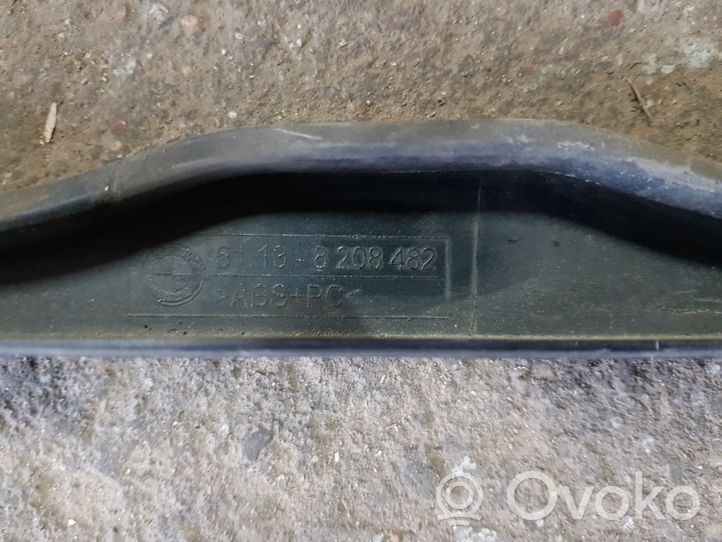 BMW 3 E46 Moldura inferior de faro delantero/faro principal 8208482