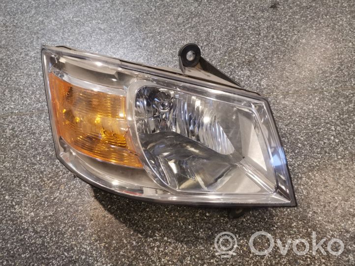 Dodge Caravan Lampa przednia 