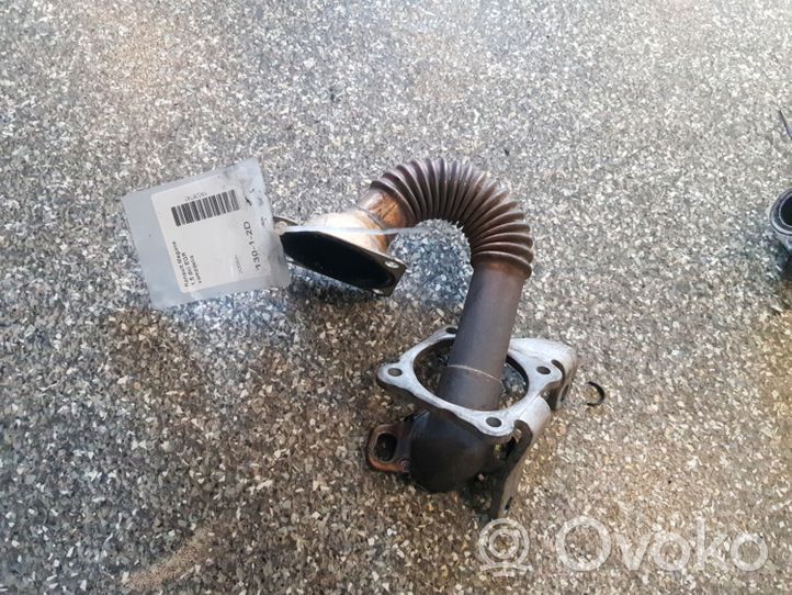 Renault Megane III EGR valve line/pipe/hose 