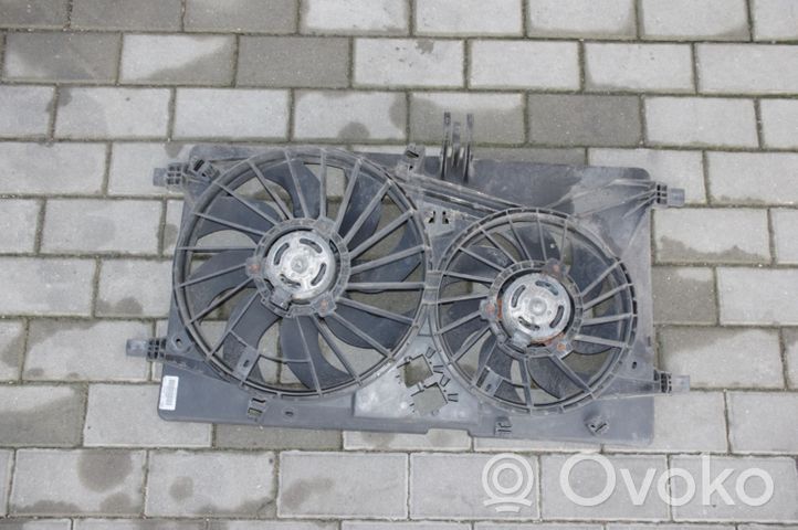 Opel Movano B Convogliatore ventilatore raffreddamento del radiatore 8240590
