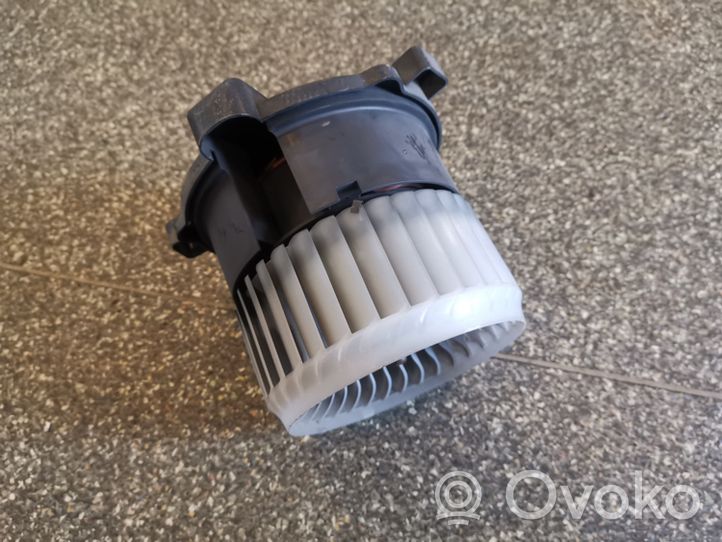 Mitsubishi Colt CZ3 Ventola riscaldamento/ventilatore abitacolo 0160700701