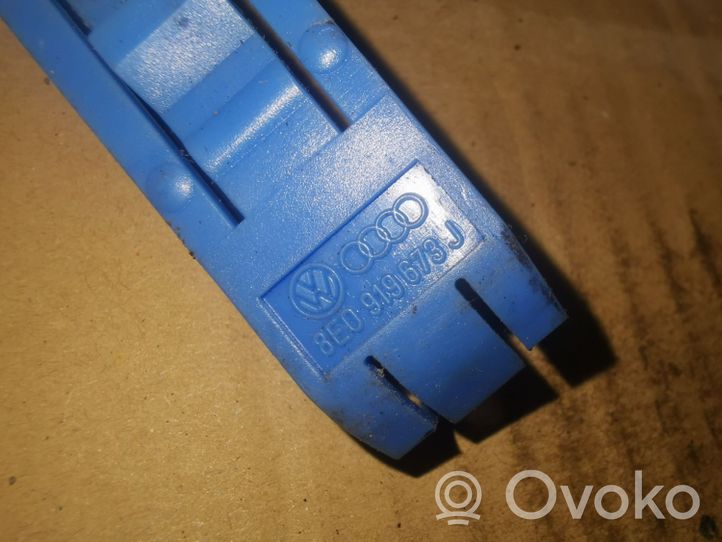 Volkswagen PASSAT B5.5 Fuel level sensor 8E0919673J