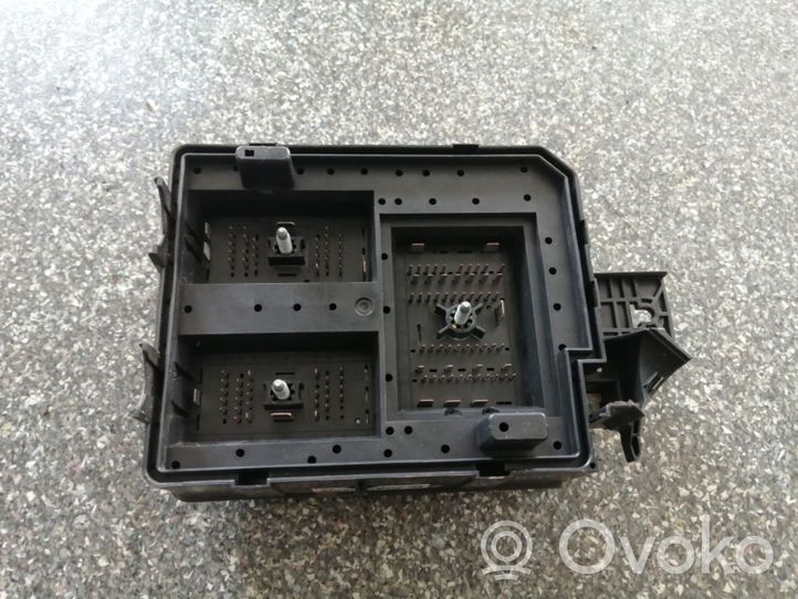 Opel Mokka Module de fusibles 94520912