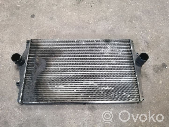 Volvo V70 Välijäähdyttimen jäähdytin PN9161207E