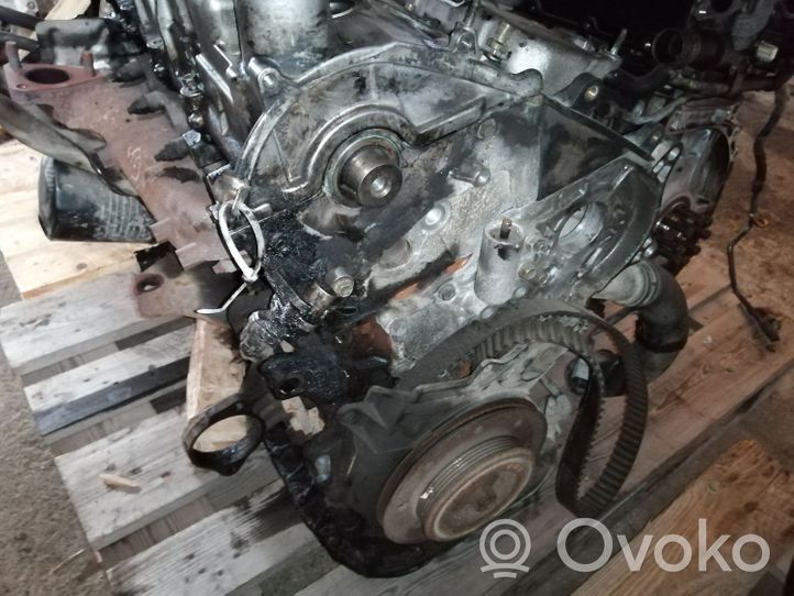 Toyota Avensis T220 Moottori 