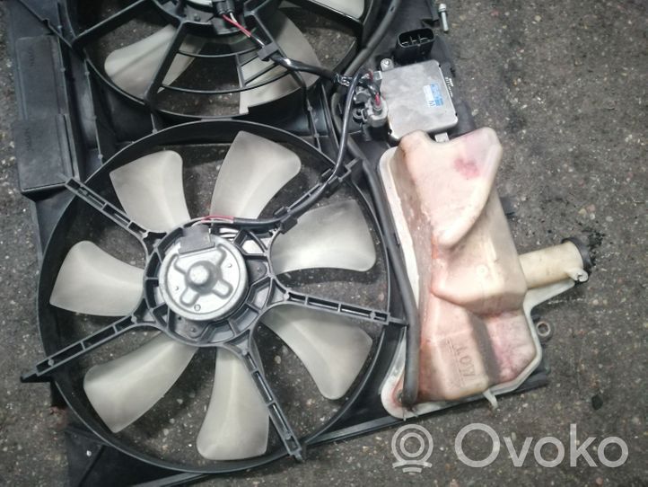 Lexus RX 300 Ventilatoru komplekts 4227501710