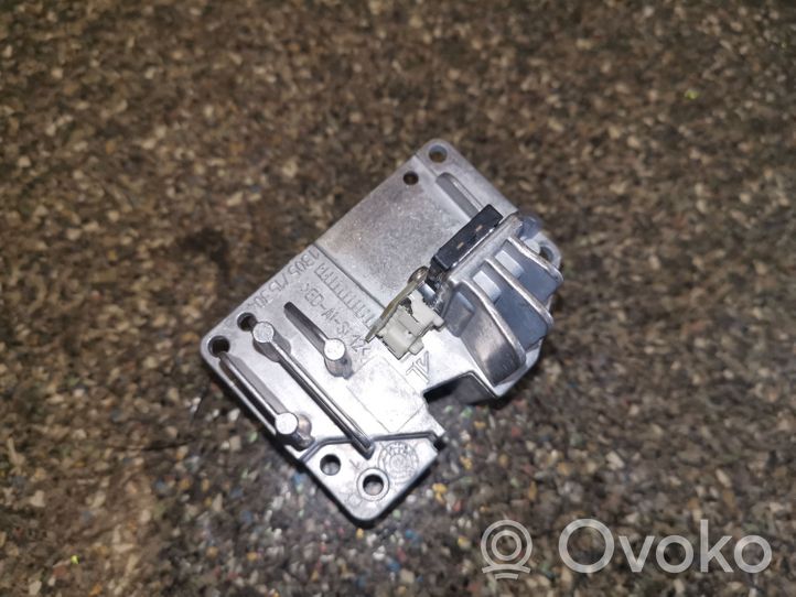 Mercedes-Benz C W205 Module d'éclairage LCM 1305715304