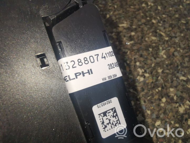 Opel Meriva B Controllo multimediale autoradio 13288074