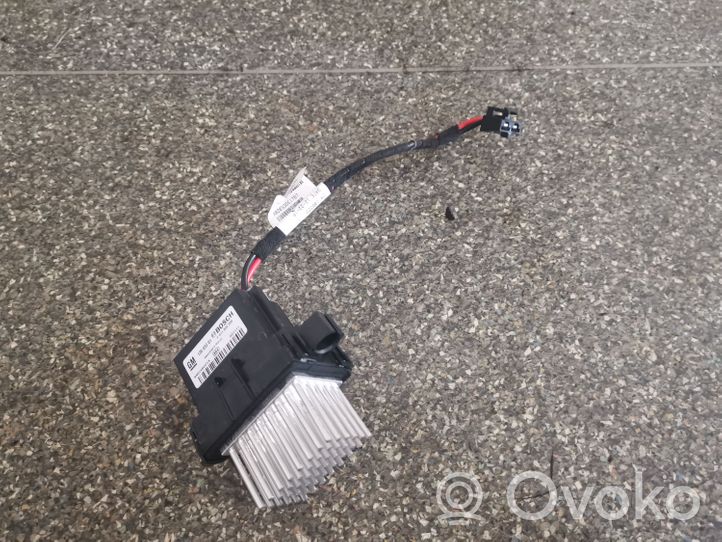 Opel Meriva B Résistance moteur de ventilateur de chauffage 13503201