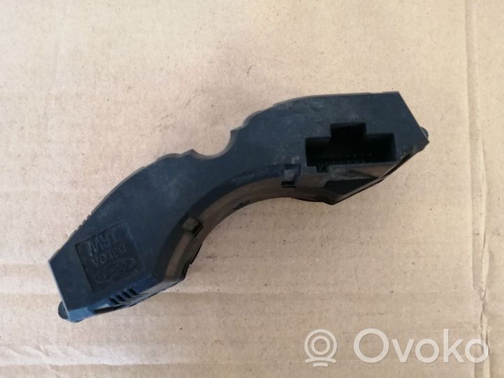 Ford Focus Zestaw przełączników i przycisków 98AG19A945CH