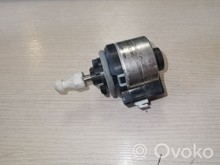 Opel Vectra C Žibintų aukščio reguliavimo varikliukas 89024840