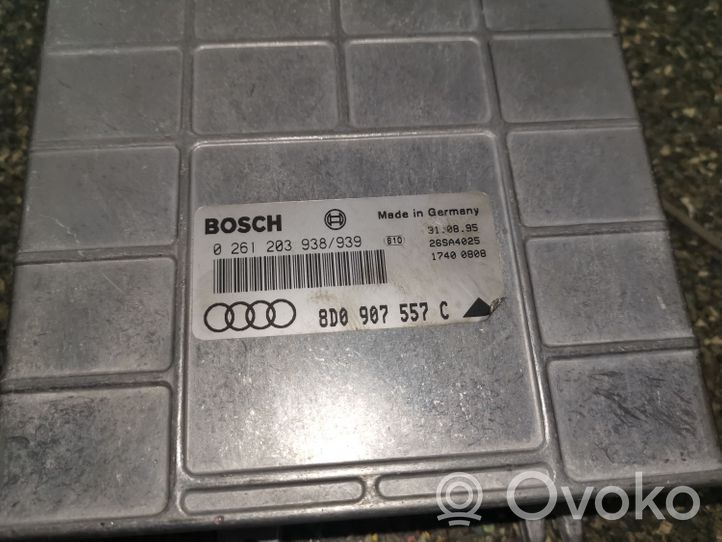 Audi A4 S4 B5 8D Sterownik / Moduł ECU 0261203938